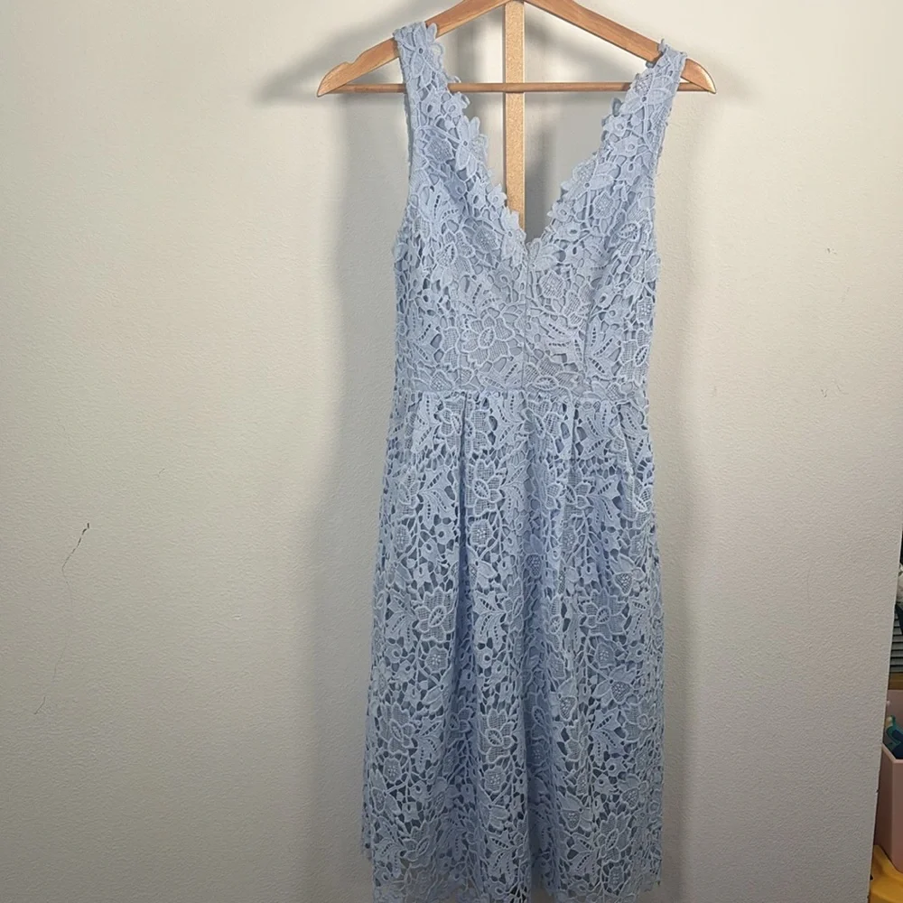 Astr The Label Women’s Blue V-Neck Lace Dress Wedding Small - Picture 2 of 6